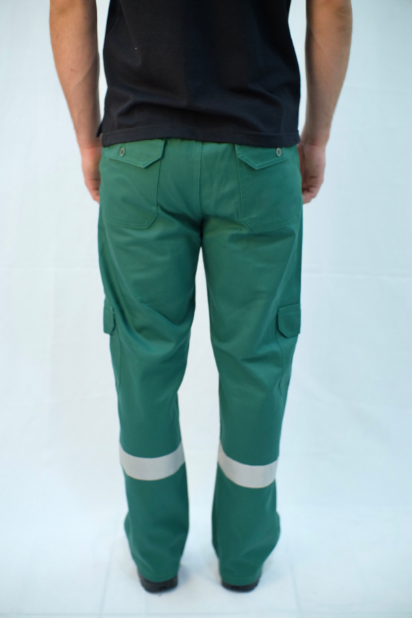 Calça meio cós e meio elastico com faixas, cor sob encomenda - Image 3