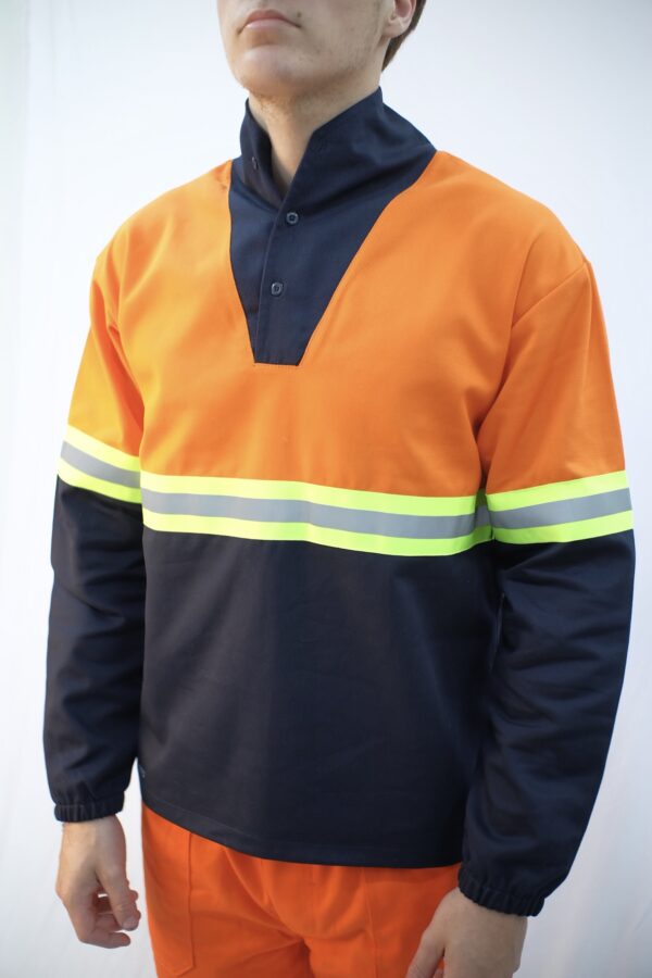 Camisa polo gola italiana duas cores, botões e faixa refletiva - Image 2
